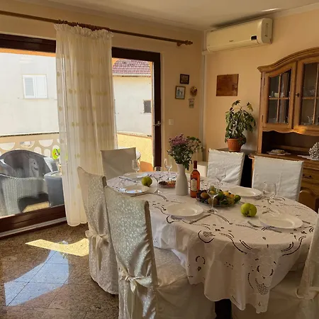 Edi Apartman *