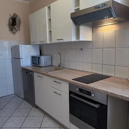 Apartman Edi *